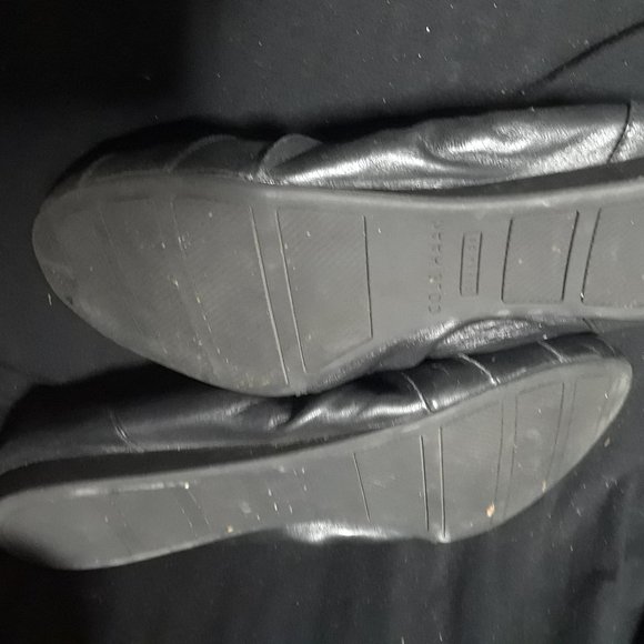 Cole Haan. Size 10 With Stuffing/Blemishes Leather - Picture 4 of 5